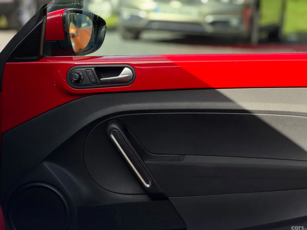 Volkswagen Beetle Hatchback, Petrol, 2018, Red