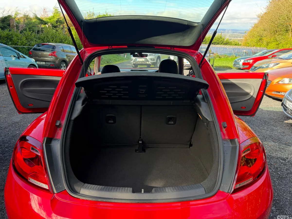 Volkswagen Beetle Hatchback, Petrol, 2018, Red