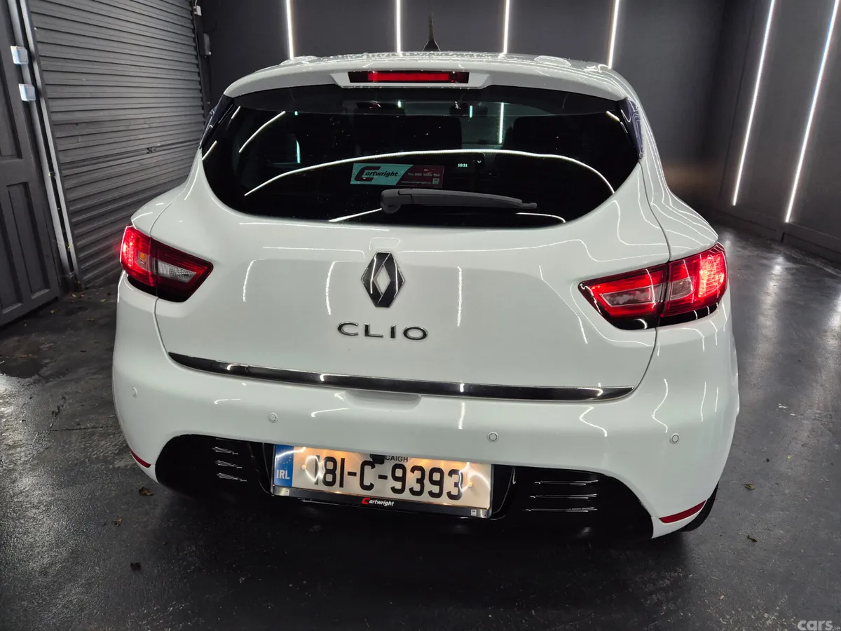 Renault Clio Hatchback, Petrol, 2018, White