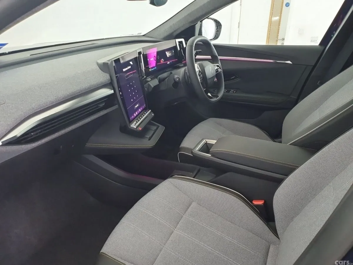 Renault Scenic E-Tech SUV, Electric, 2026, Blue