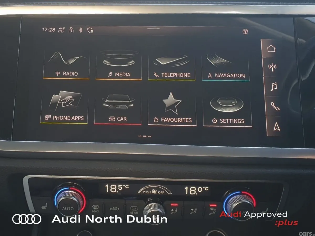 Audi Q3 SUV, Petrol, 2021, Blue