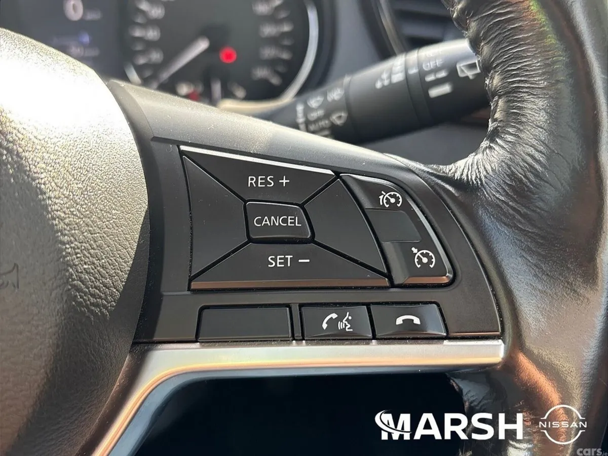 Nissan X-Trail SUV, Diesel, 2020, Red