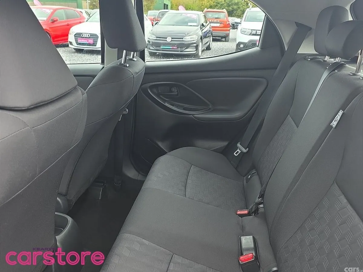 Toyota Yaris Hatchback, Petrol, 2024, Grey