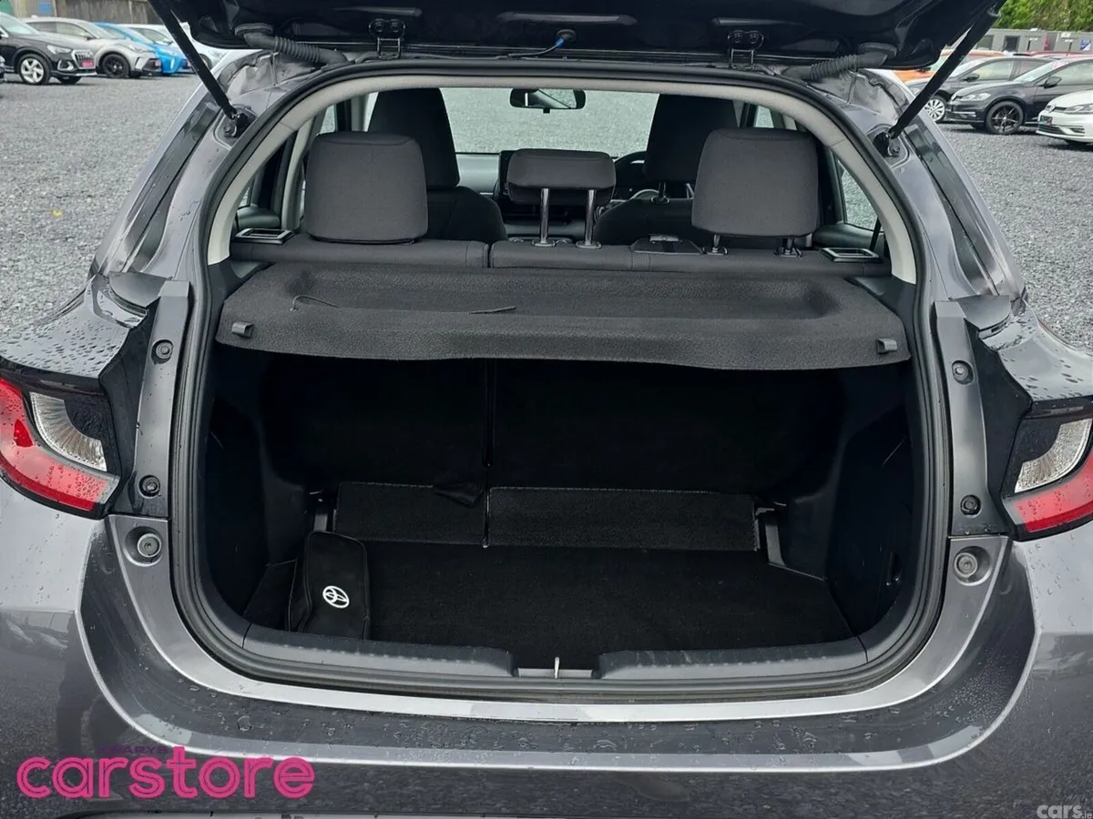 Toyota Yaris Hatchback, Petrol, 2024, Grey