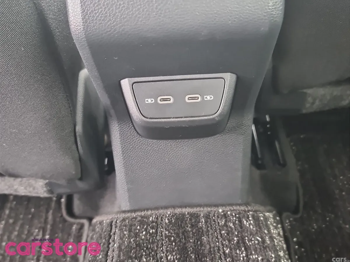 Volkswagen Polo Hatchback, Petrol, 2021, Red