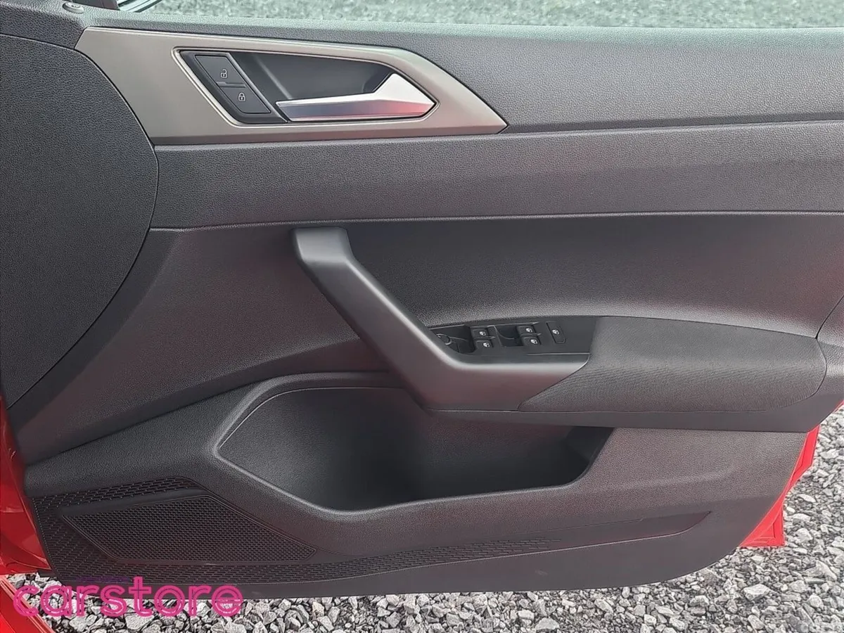 Volkswagen Polo Hatchback, Petrol, 2021, Red