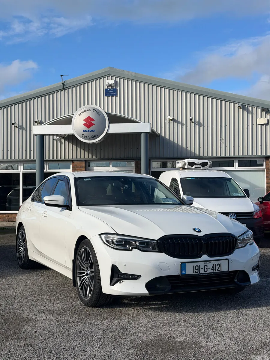 BMW 3-Series Saloon, Diesel, 2019, White