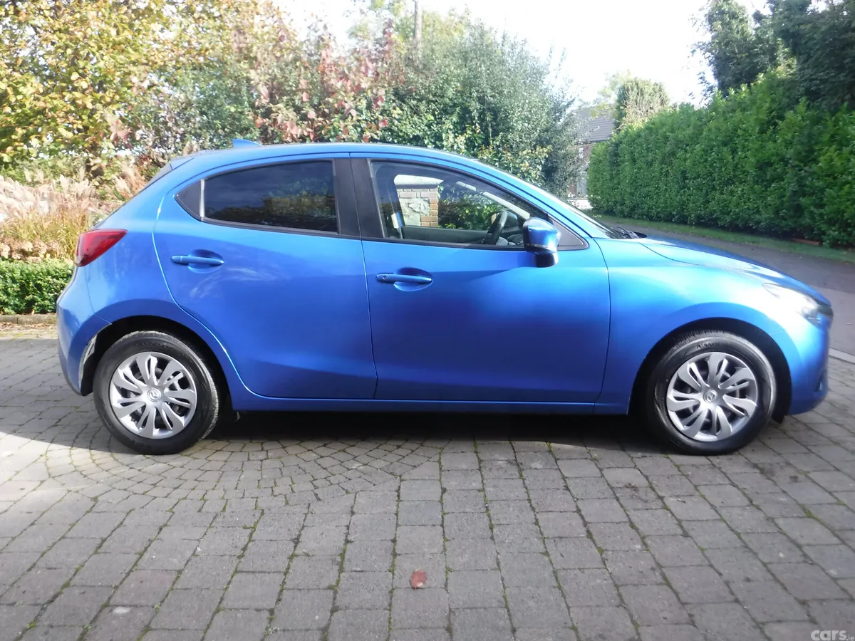 Mazda Demio Hatchback, Petrol, 2017, Blue
