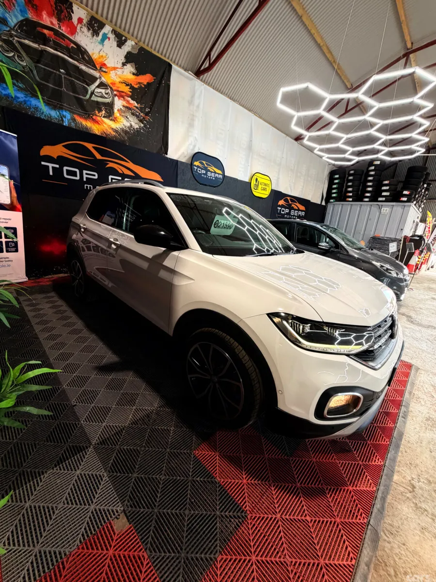 Volkswagen T-Cross SUV, Petrol, 2020, White