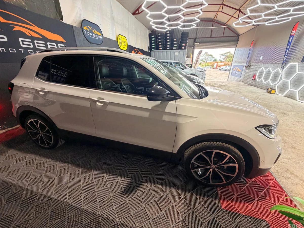 Volkswagen T-Cross SUV, Petrol, 2020, White