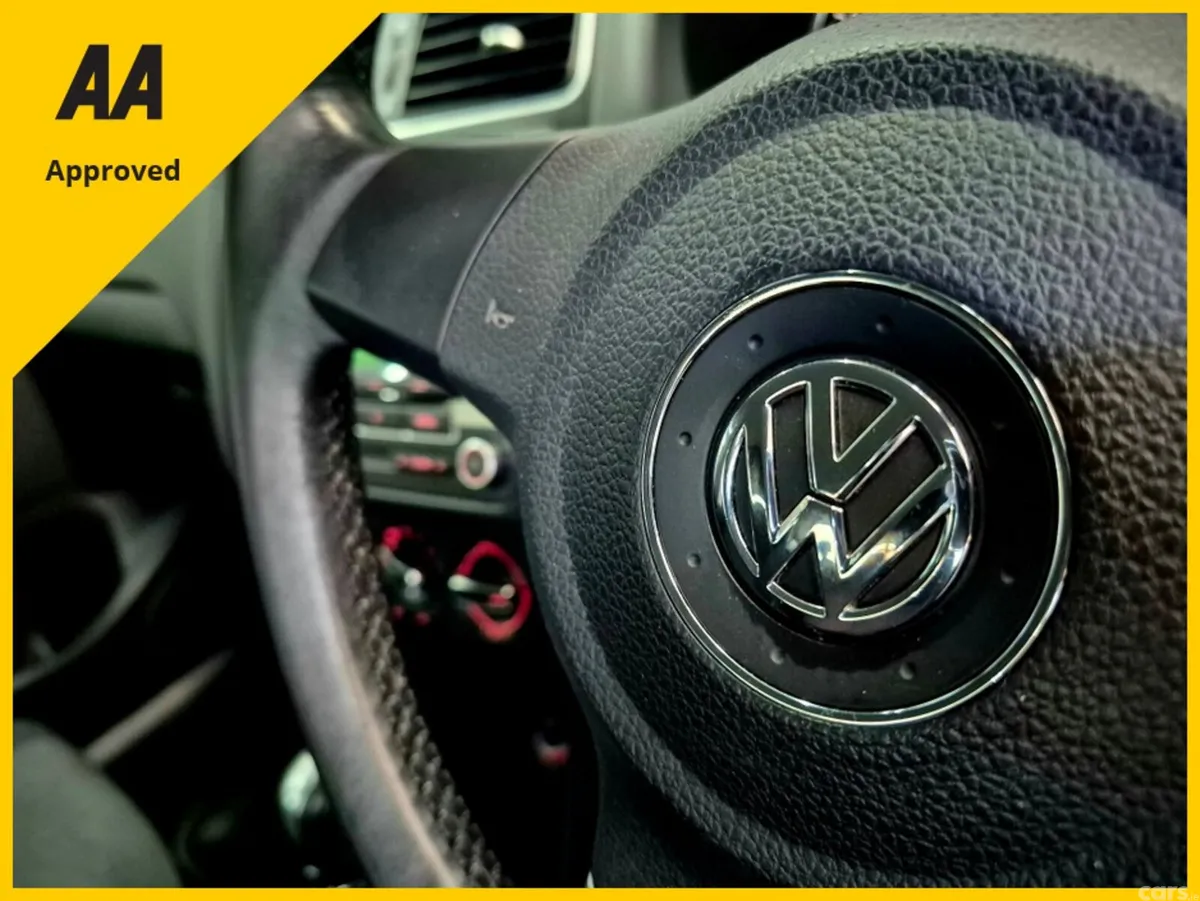 Volkswagen Polo Hatchback, Petrol, 2013, White