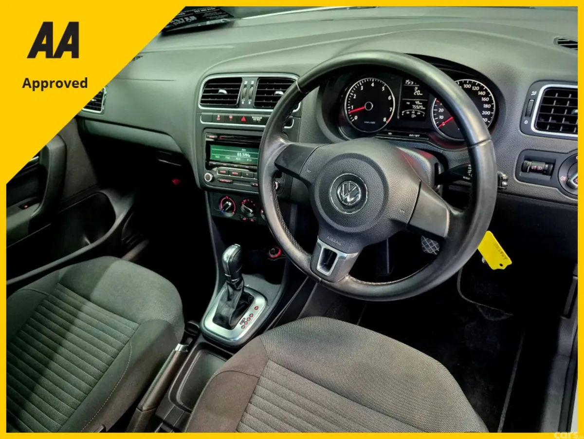 Volkswagen Polo Hatchback, Petrol, 2013, White