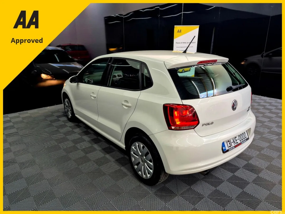 Volkswagen Polo Hatchback, Petrol, 2013, White
