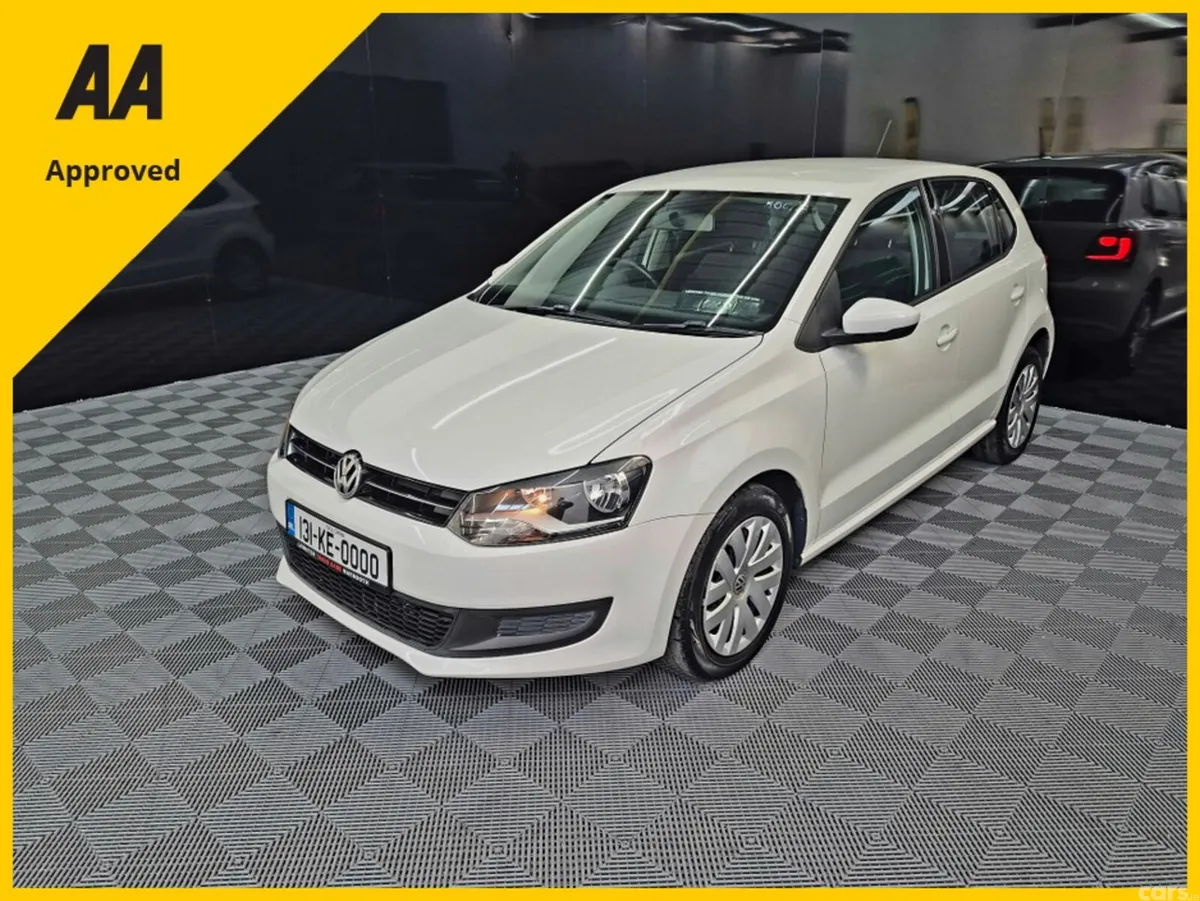 Volkswagen Polo Hatchback, Petrol, 2013, White