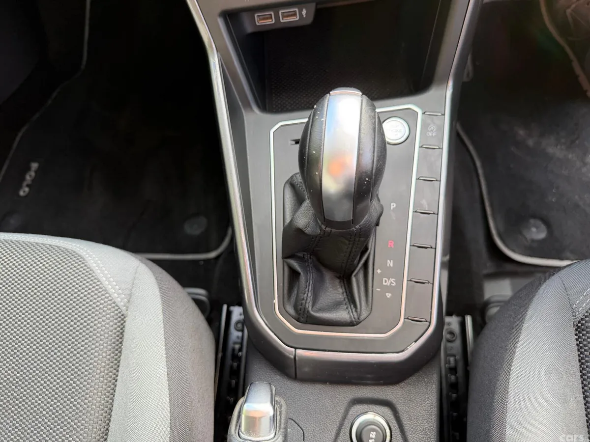 Volkswagen Polo Hatchback, Petrol, 2020, White