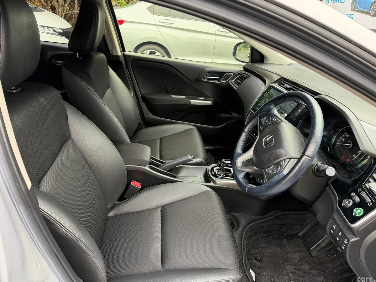 Honda Grace Saloon, Petrol Hybrid, 2018, Grey