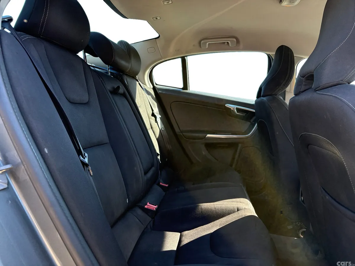 Volvo S60 Saloon, Diesel, 2016, Grey