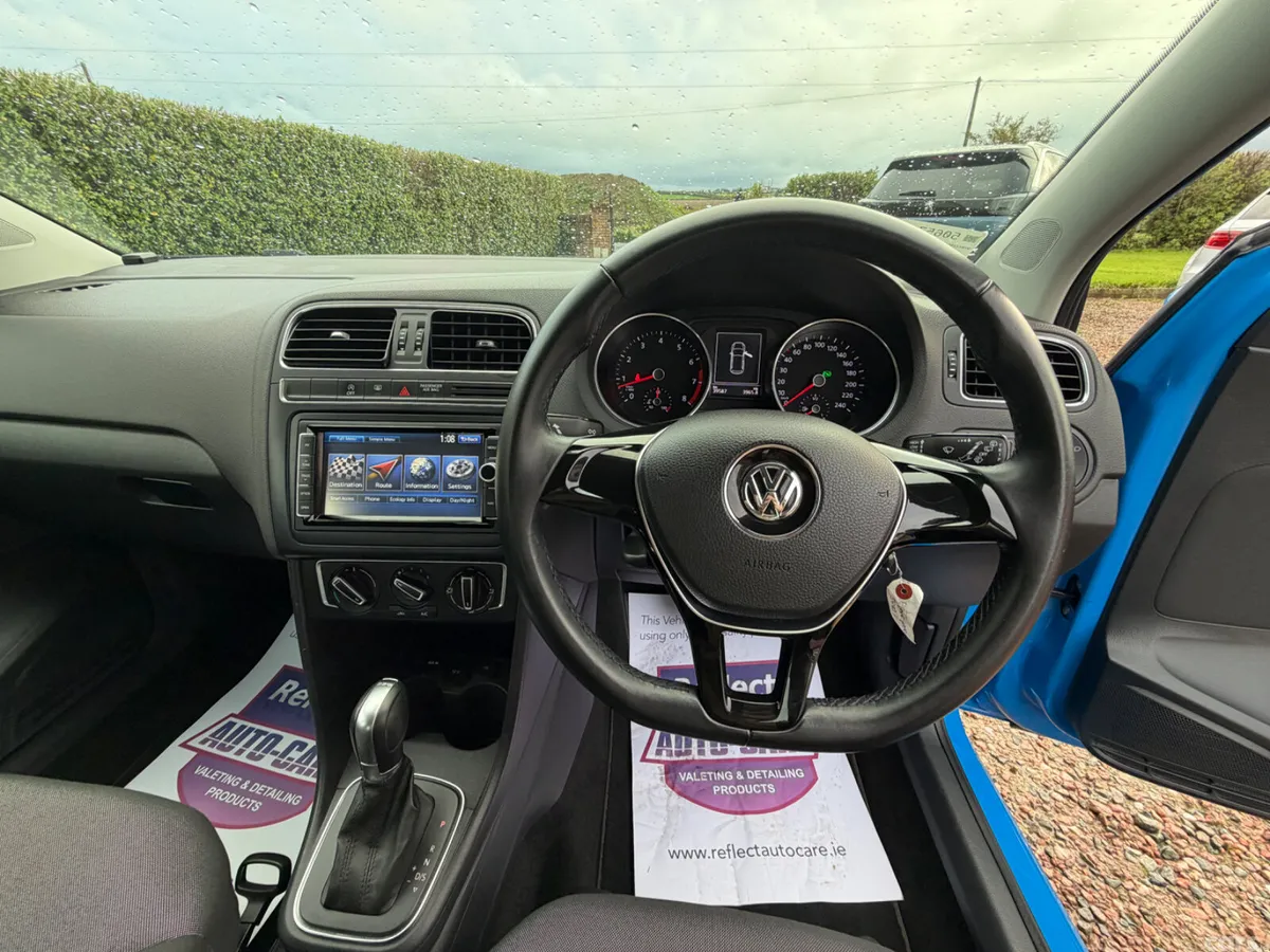 Volkswagen Polo Hatchback, Petrol, 2015, Blue