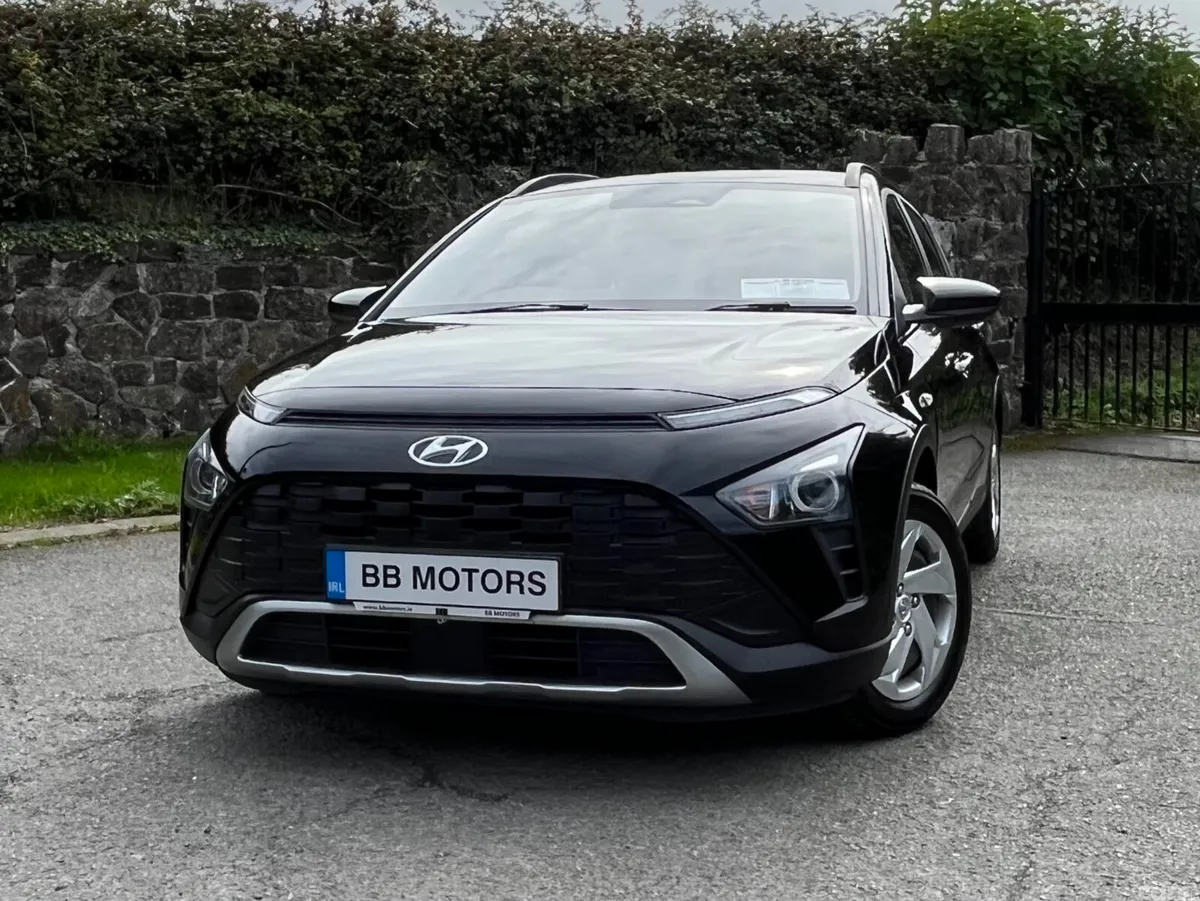 Hyundai Bayon Estate/Jeep, Petrol, 2021, Black