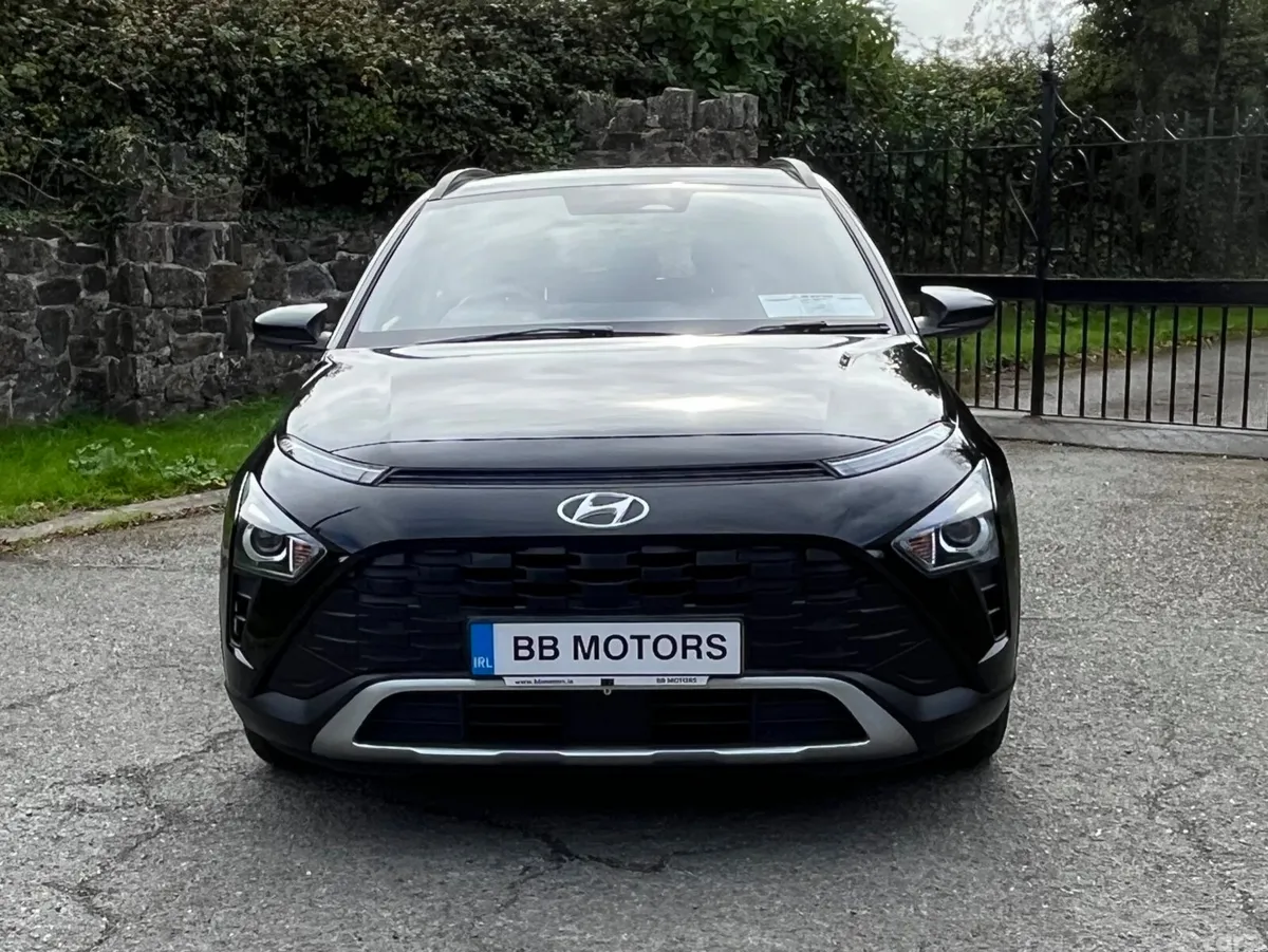 Hyundai Bayon Estate/Jeep, Petrol, 2021, Black
