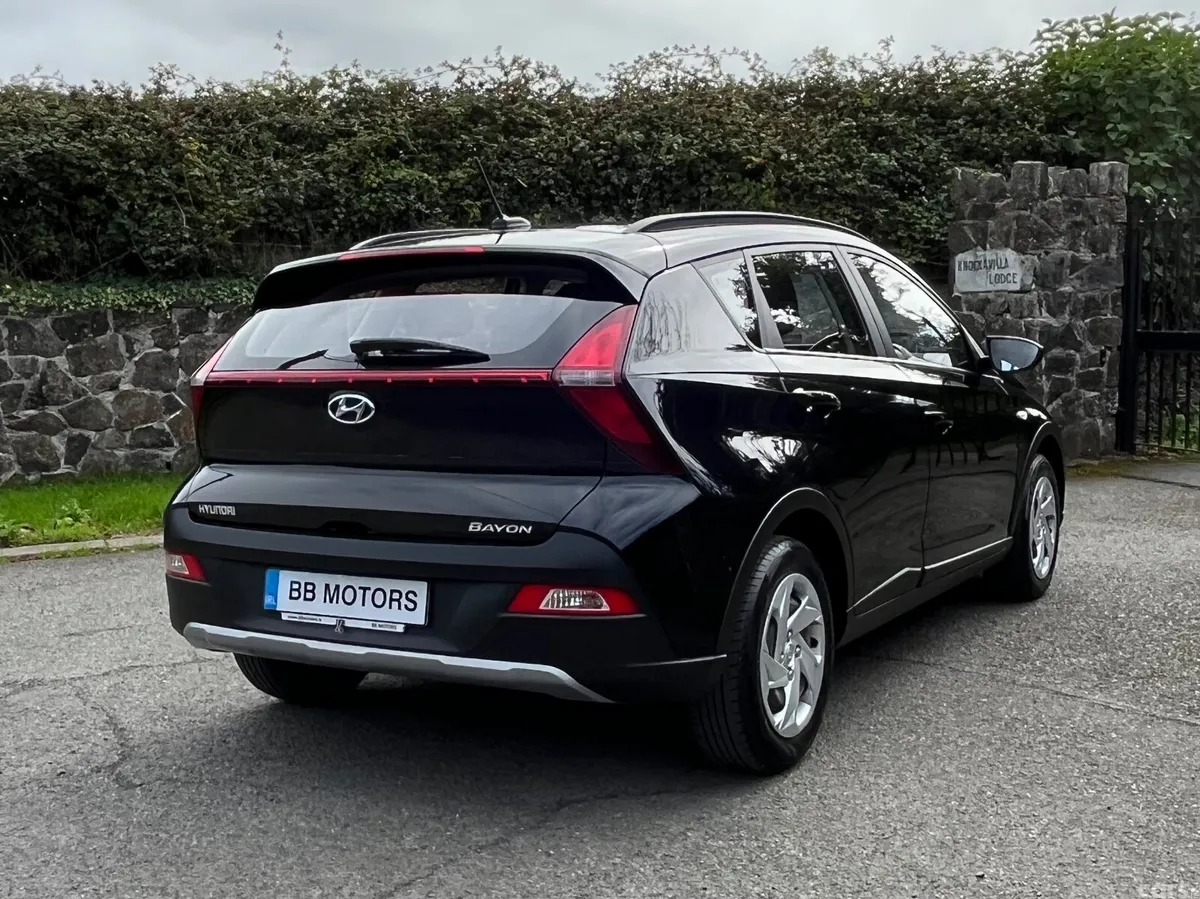 Hyundai Bayon Estate/Jeep, Petrol, 2021, Black