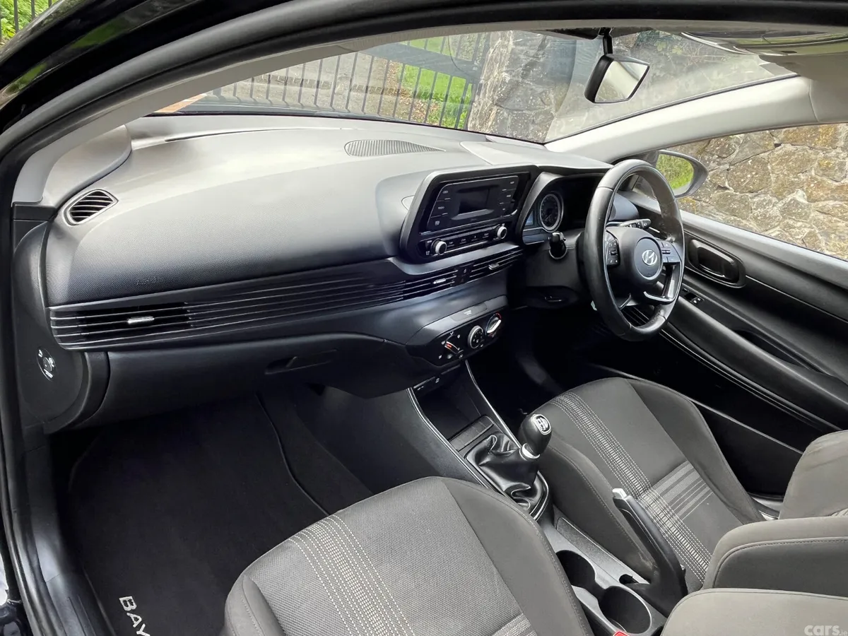 Hyundai Bayon Estate/Jeep, Petrol, 2021, Black