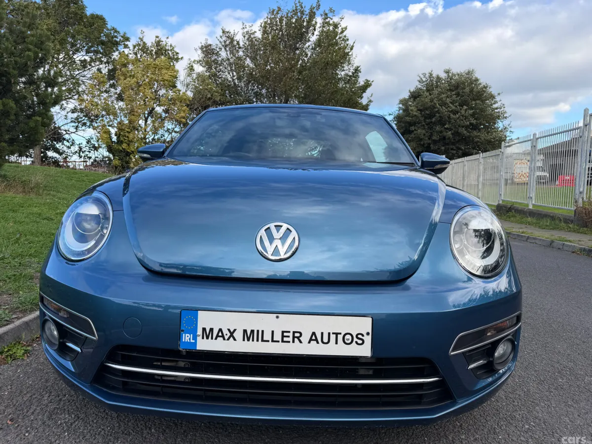 Volkswagen Beetle Hatchback, Petrol, 2017, Blue