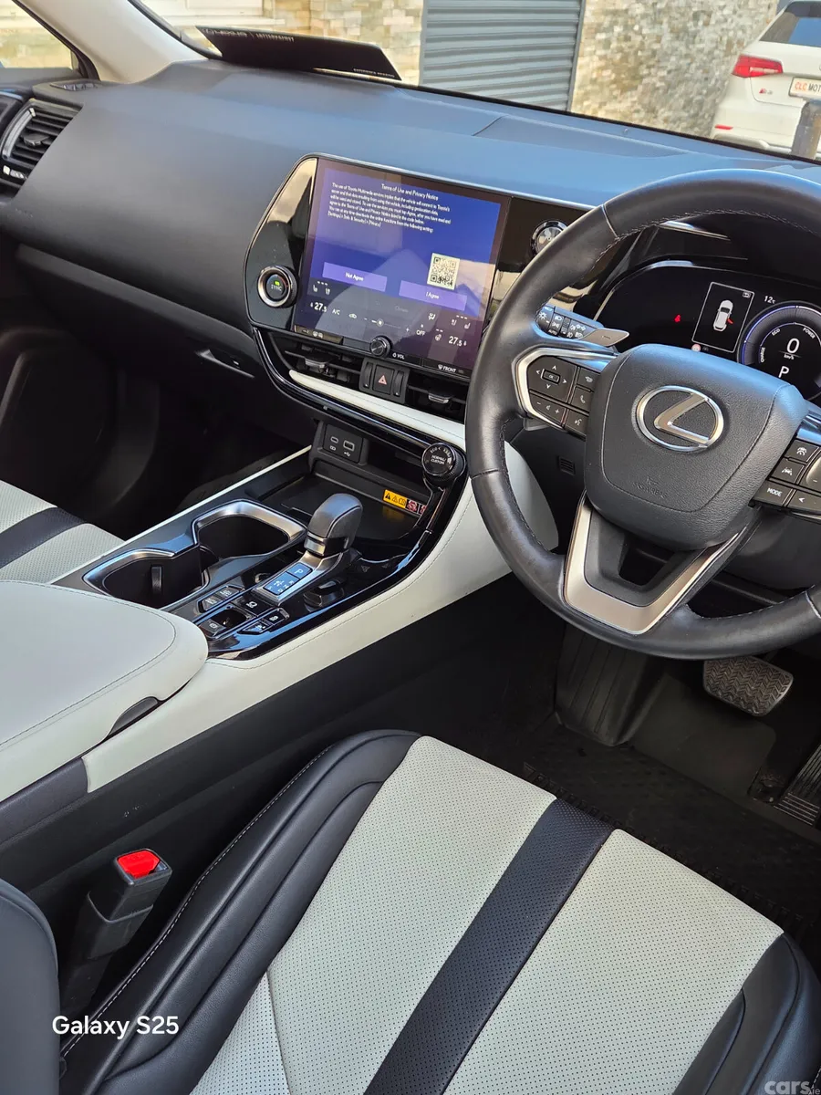 Lexus NX SUV, Petrol Plug-in Hybrid, 2025, Green