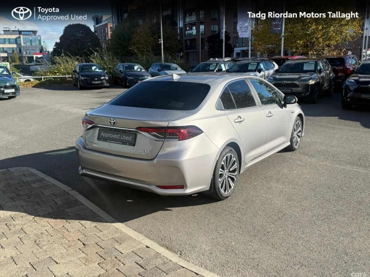Toyota Corolla Saloon, Petrol Hybrid, 2021, Grey