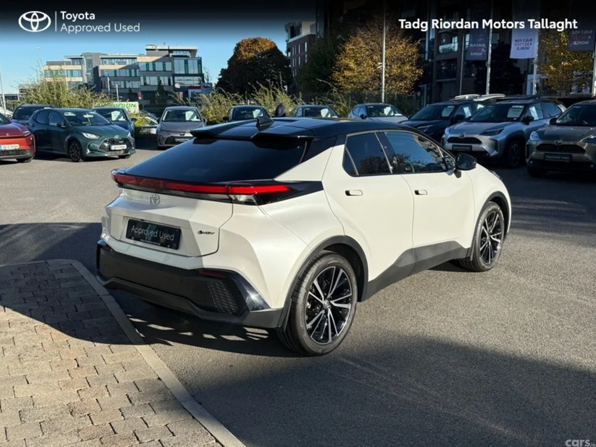 Toyota C-HR SUV, Petrol Hybrid, 2026, White