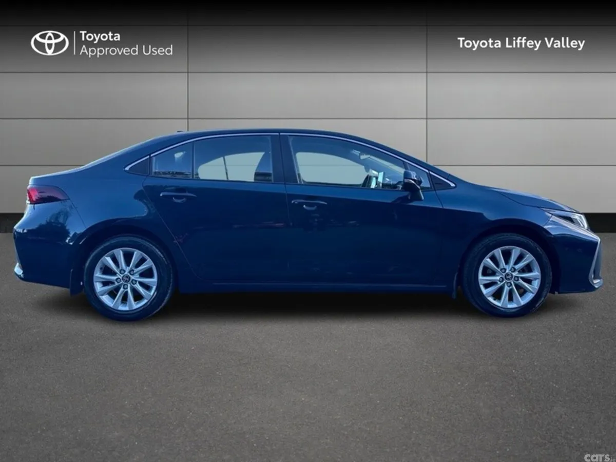 Toyota Corolla Saloon, Petrol Hybrid, 2023, Blue