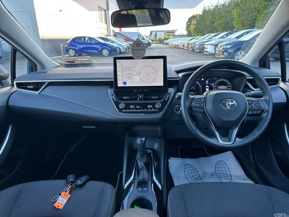 Toyota Corolla Saloon, Petrol Hybrid, 2023, Blue