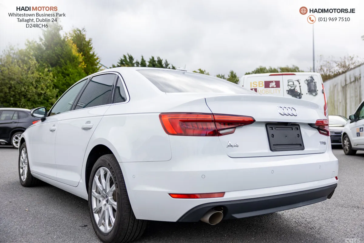 Audi A4 Saloon, Petrol, 2017, White