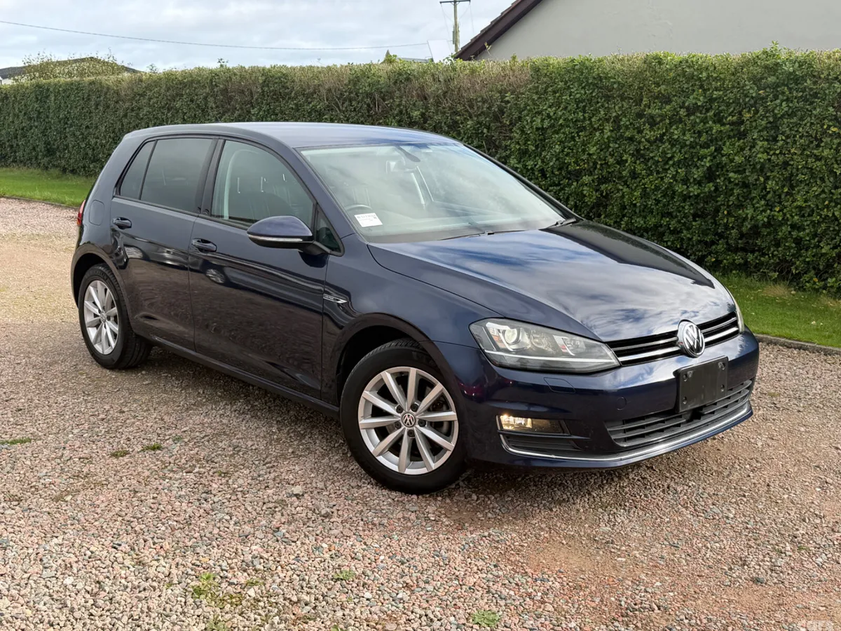 Volkswagen Golf Hatchback, Petrol, 2015, Blue