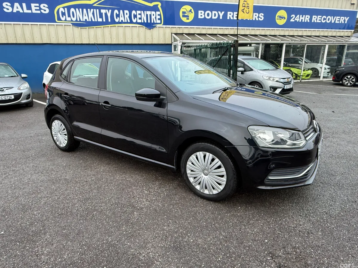Volkswagen Polo Hatchback, Petrol, 2015, Black