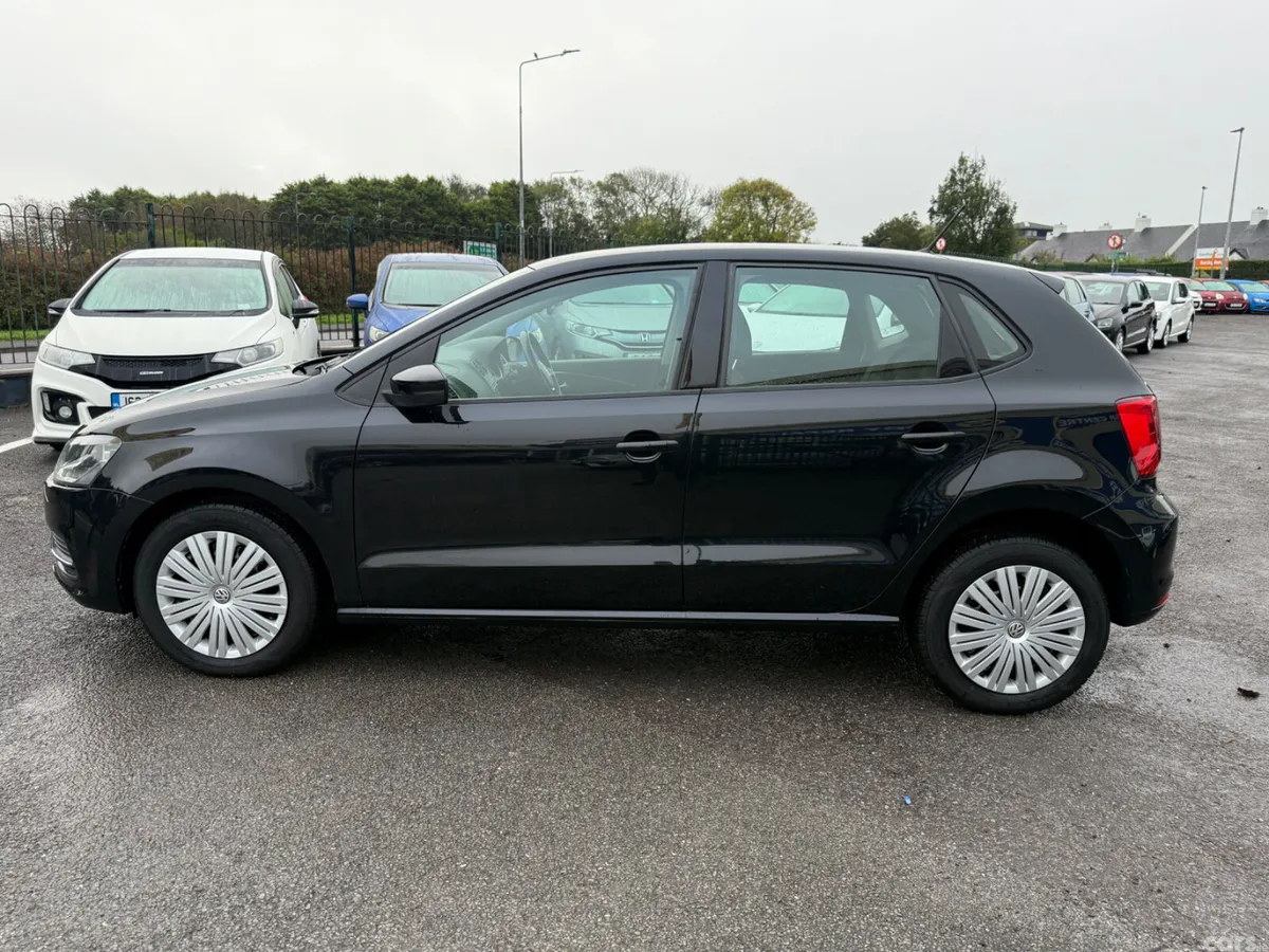 Volkswagen Polo Hatchback, Petrol, 2015, Black