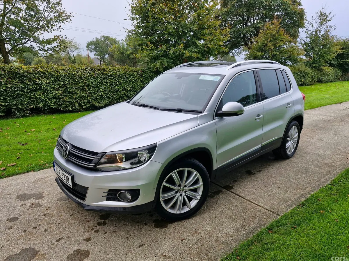 Volkswagen Tiguan SUV, Diesel, 2016, Silver