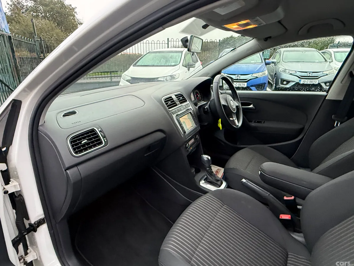 Volkswagen Polo Hatchback, Petrol, 2013, White