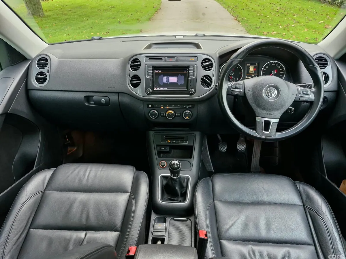 Volkswagen Tiguan SUV, Diesel, 2016, Silver
