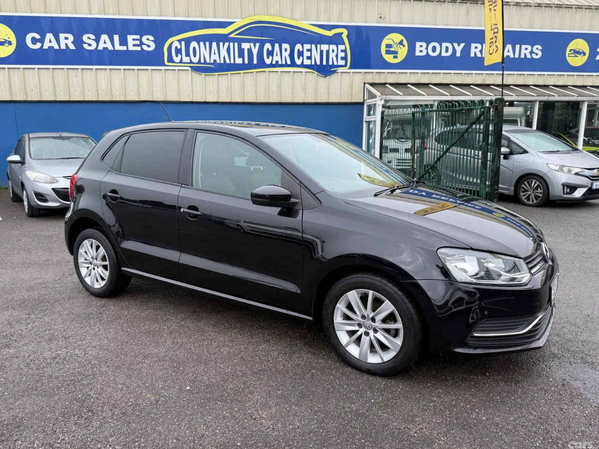 Volkswagen Polo Hatchback, Petrol, 2015, Black
