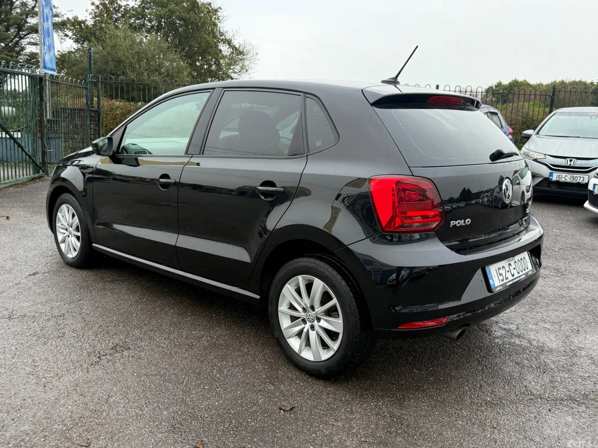 Volkswagen Polo Hatchback, Petrol, 2015, Black