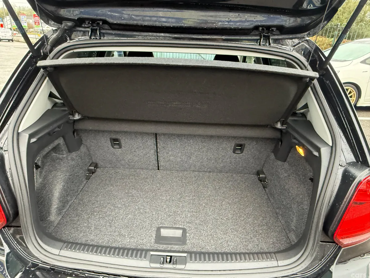 Volkswagen Polo Hatchback, Petrol, 2015, Black