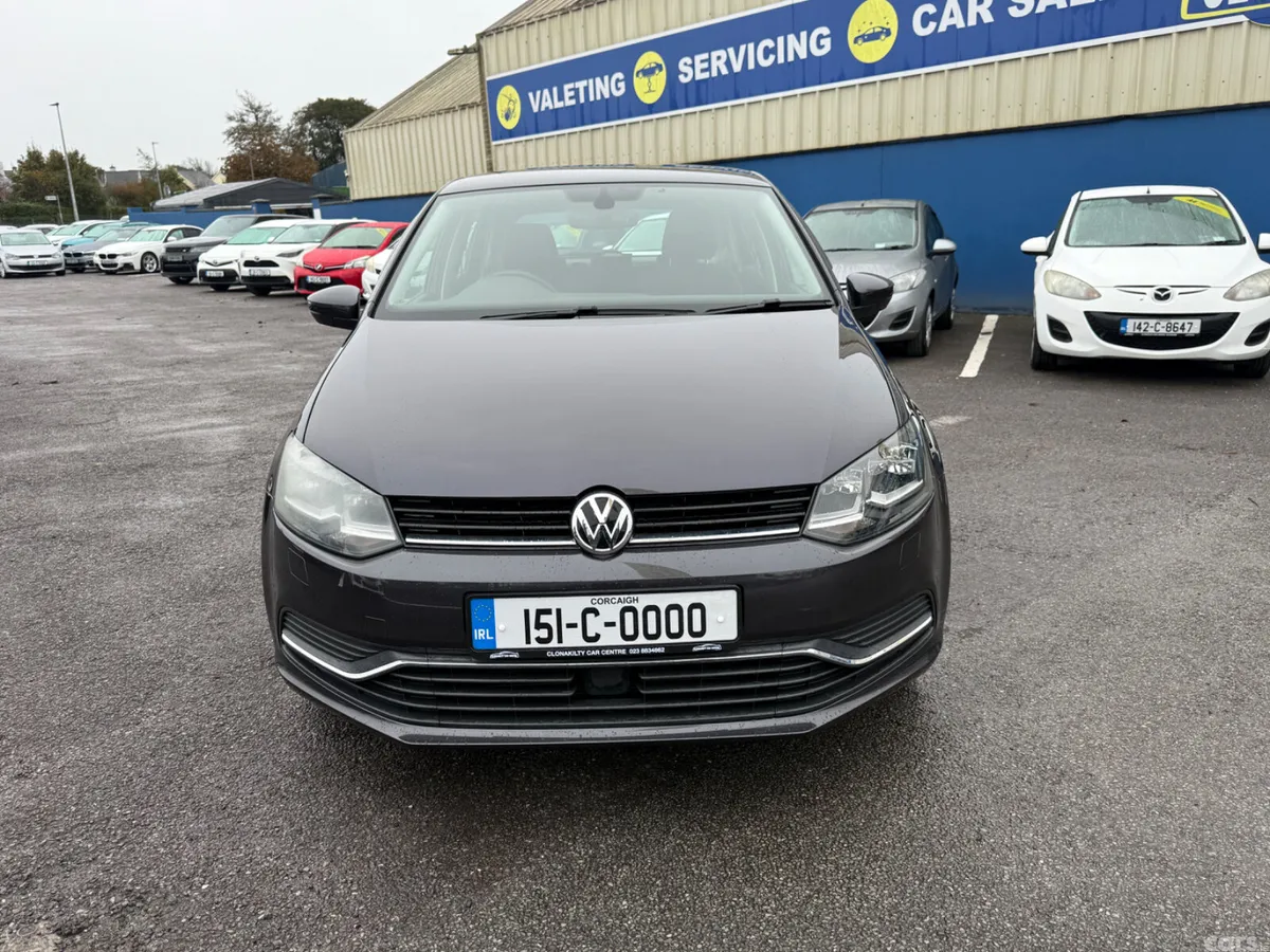 Volkswagen Polo Hatchback, Petrol, 2015, Black