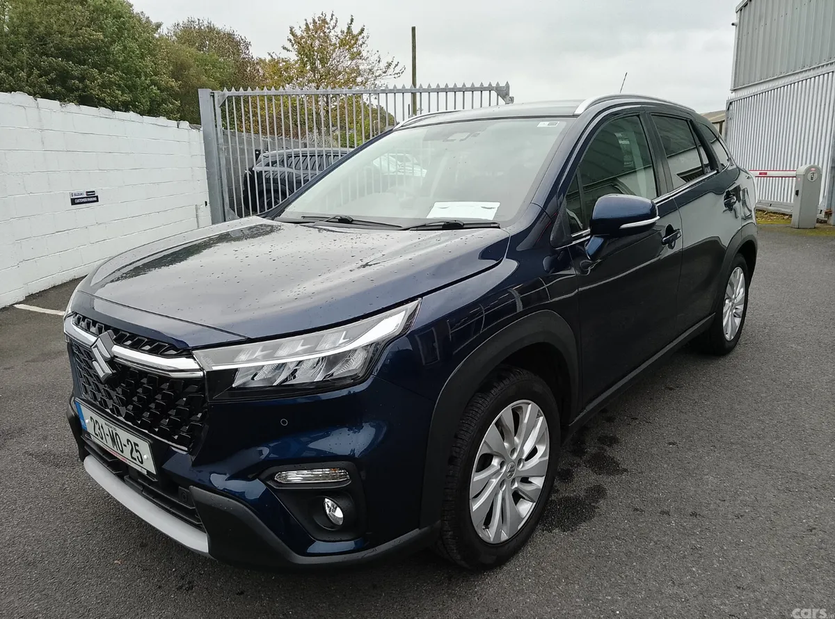 Suzuki S-CROSS Hatchback, Petrol Hybrid, 2023, Blue