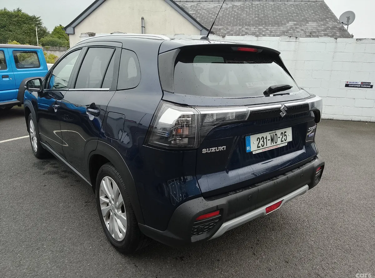 Suzuki S-CROSS Hatchback, Petrol Hybrid, 2023, Blue
