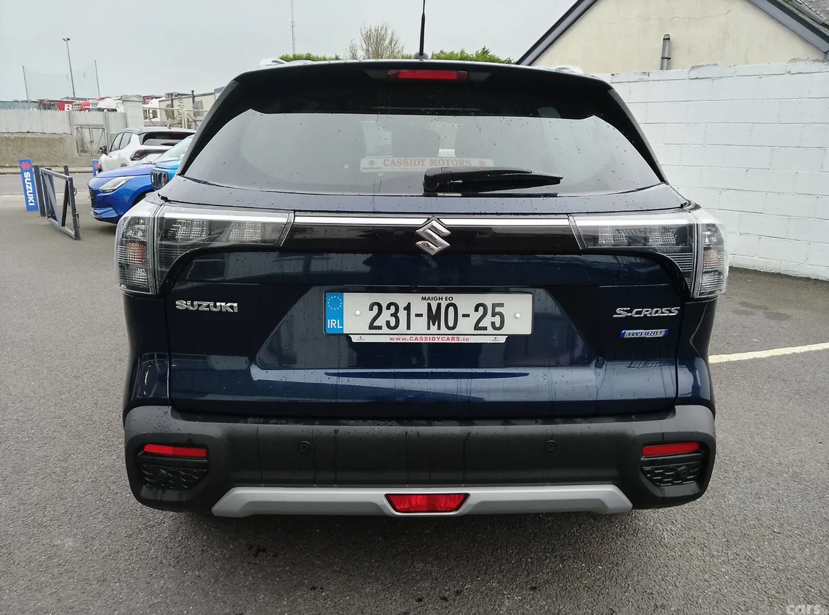 Suzuki S-CROSS Hatchback, Petrol Hybrid, 2023, Blue