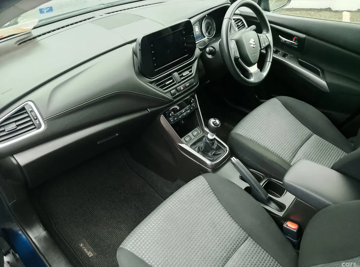 Suzuki S-CROSS Hatchback, Petrol Hybrid, 2023, Blue