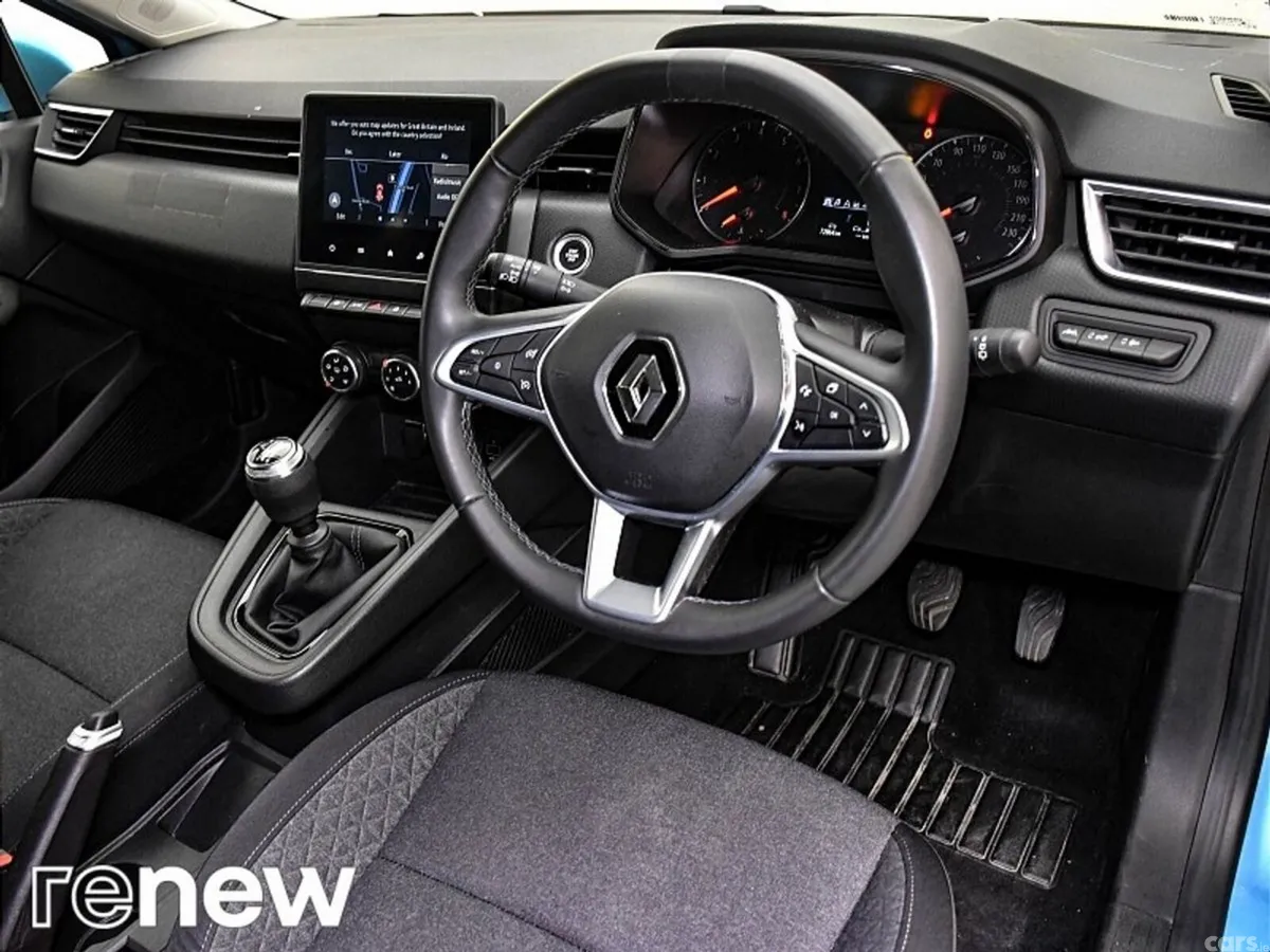 Renault Clio Hatchback, Petrol, 2022, Blue