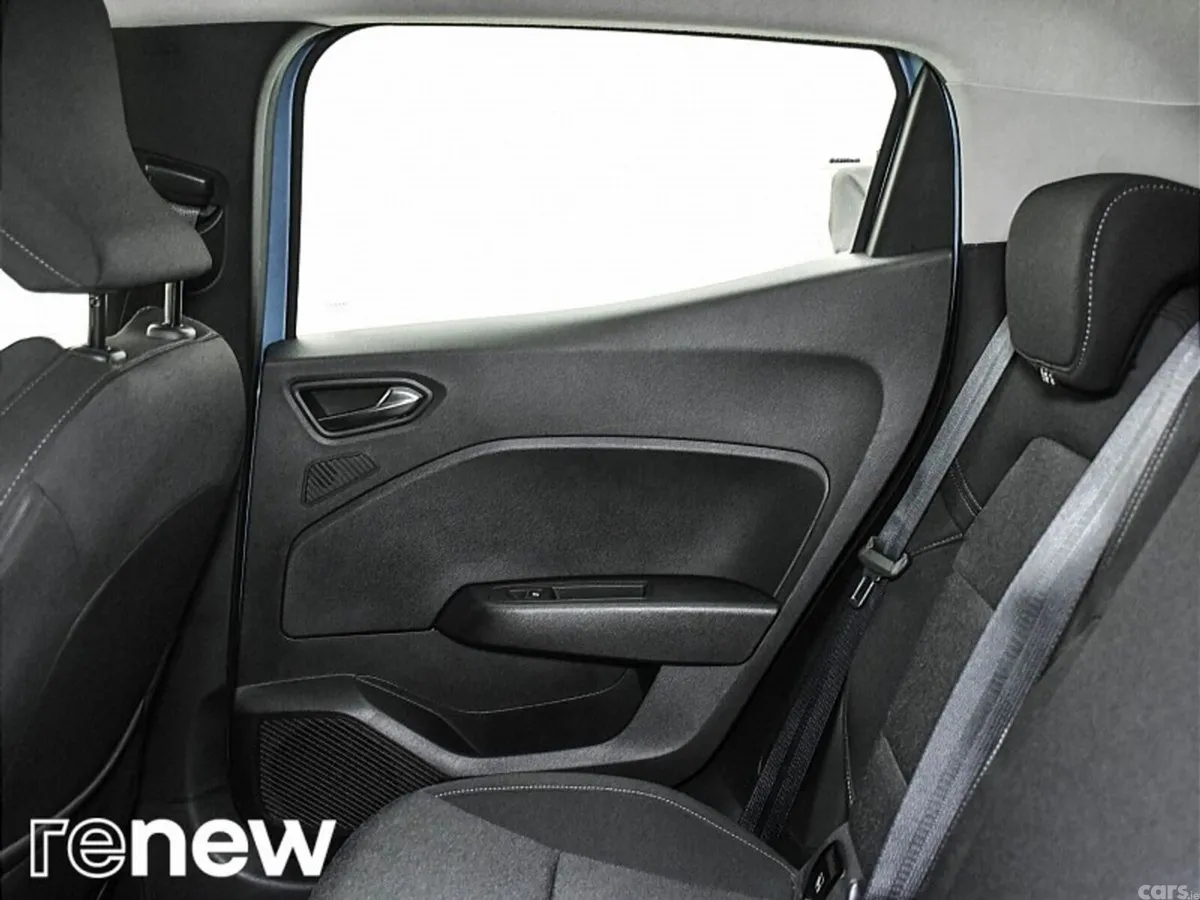 Renault Clio Hatchback, Petrol, 2022, Blue