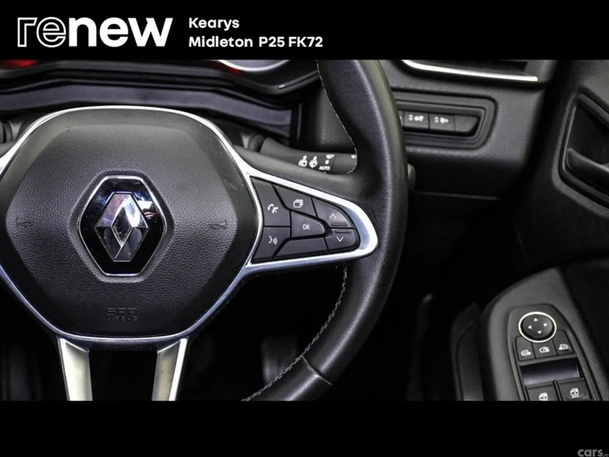 Renault Clio Hatchback, Petrol, 2022, Blue